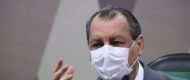 Queiroga ‘discursa para o deserto’, afirma presidente da CPI da Covid, Senador Omar Aziz