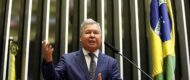 Democracia: Desfile de tanques só no 7 de setembro, diz ex-senador Arthur Virgílio