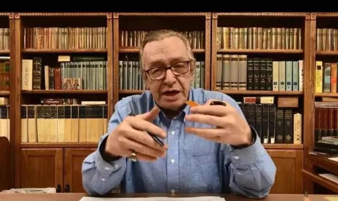 Morre de Covid19, Olavo de Carvalho, bolsonarista e negacionista que