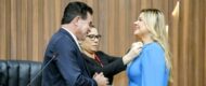Secretária de Educação, Kuka Chaves, é homenageada com a medalha Ruy Araújo, na Aleam
