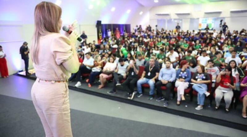 Prefeitura de Manaus aprova mais de 200 estudantes no Ifam e Fundação Matias Machline
