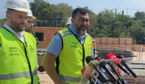 AO VIVO | Governador Wilson Lima realiza nova vistoria em obras do conjunto habitacional da Sharp