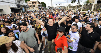 Prefeito David Almeida participa da 31ª edição da ‘Marcha para Jesus’ ao lado da população